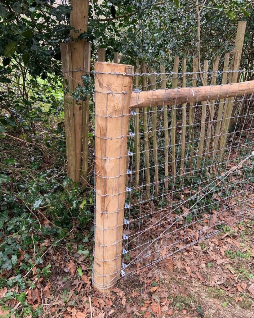 This is a photo of stock fencing installed by Fast Fix Fencing Caterham